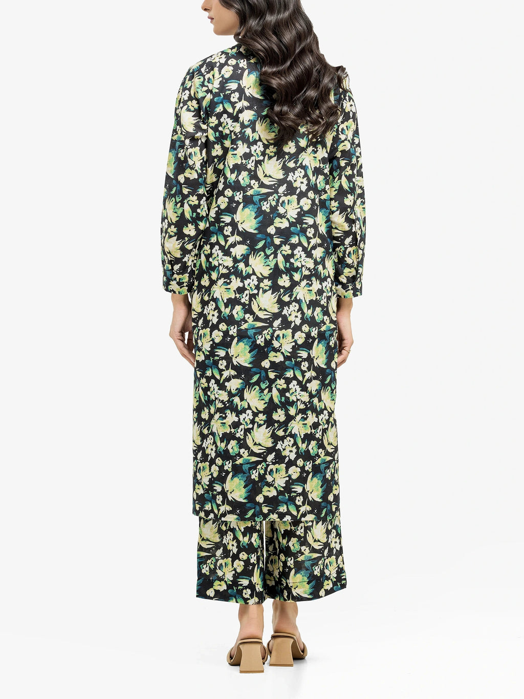 Edenrobe Pret 2Pc Printed Khaddar Co-Ord Set in Green Floral Design