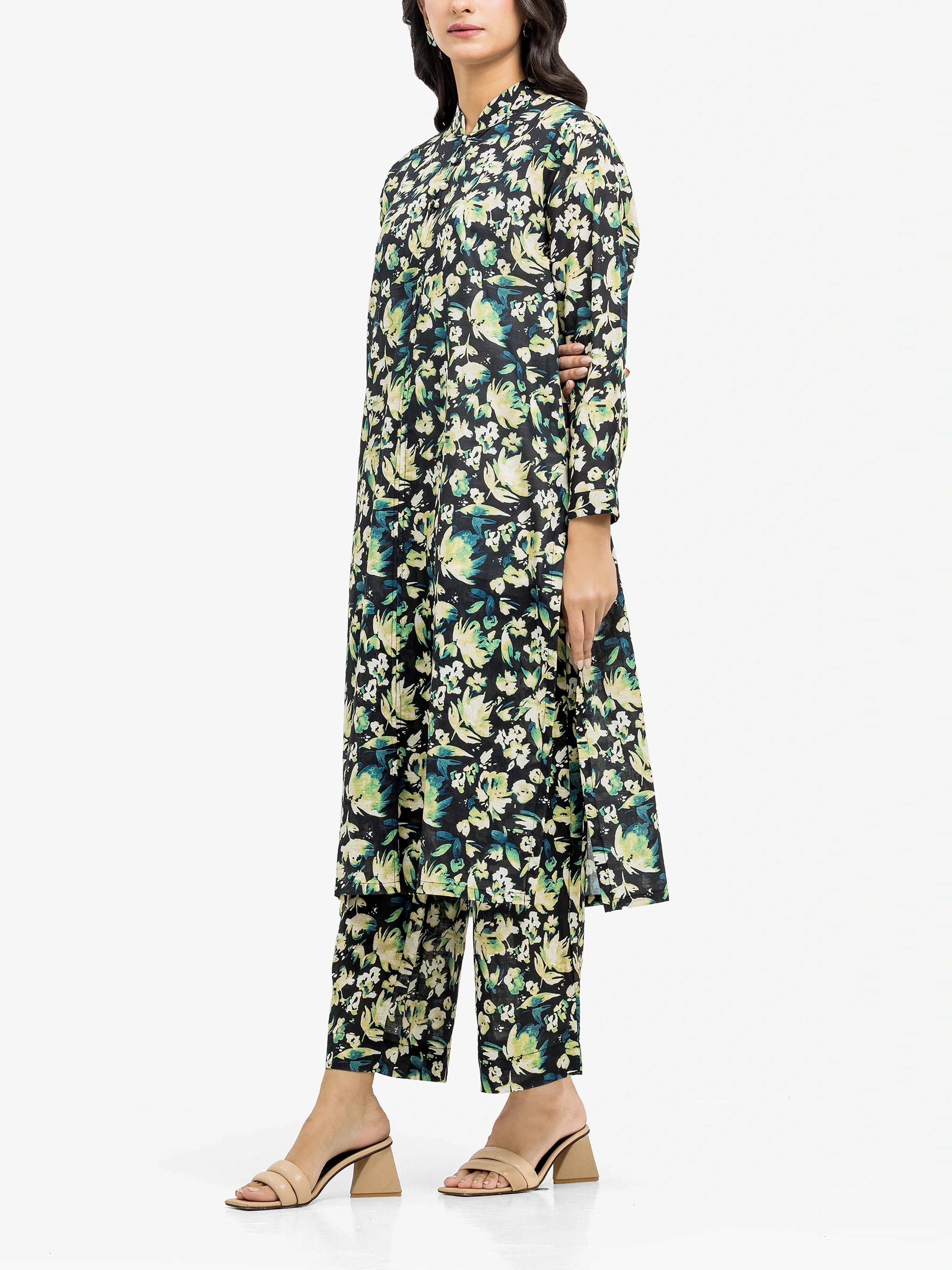 Edenrobe Pret 2Pc Printed Khaddar Co-Ord Set in Green Floral Design