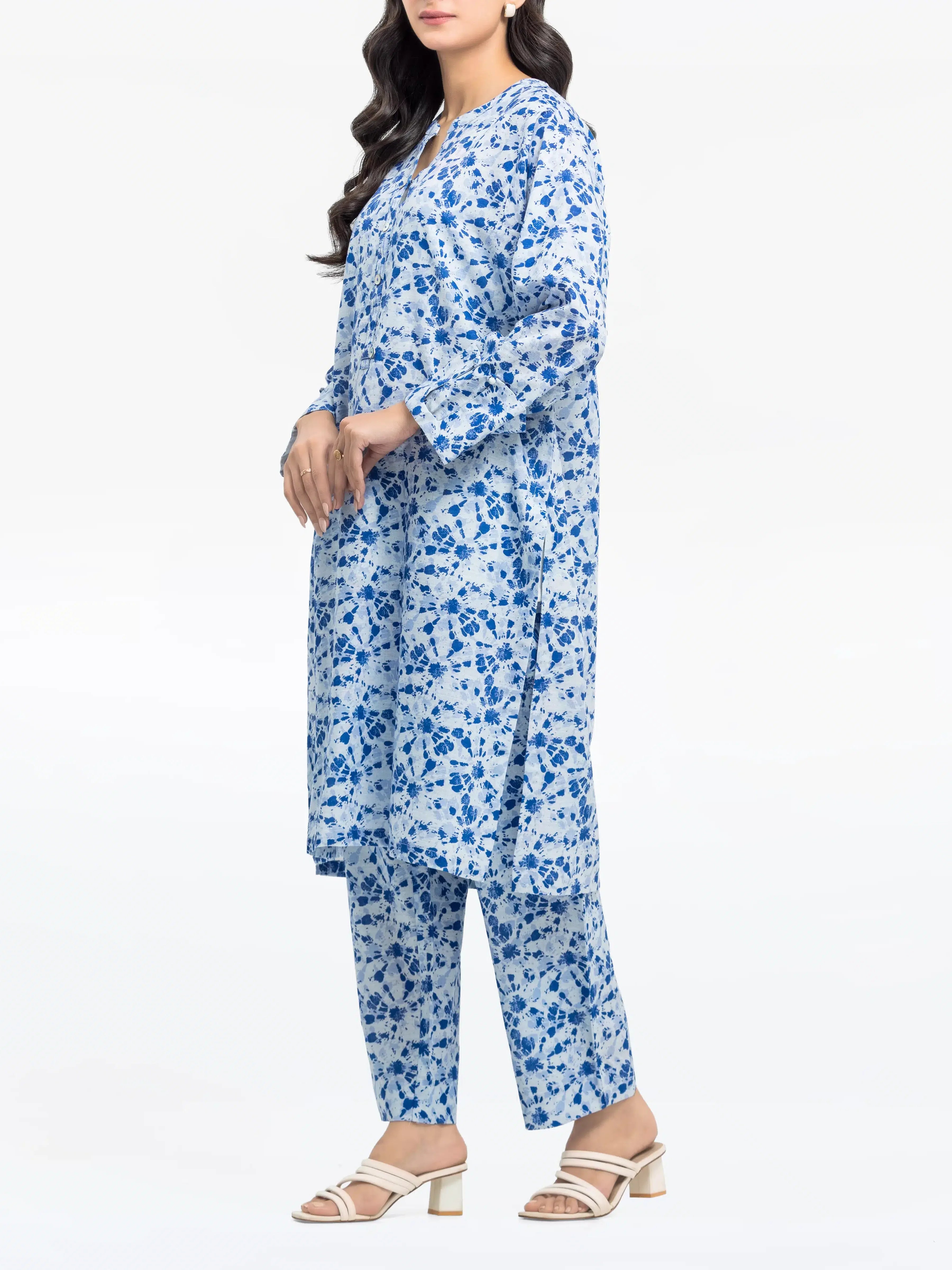 Edenrobe Pret 2Pc Printed Khaddar Co-Ord Set in Blue Floral Design